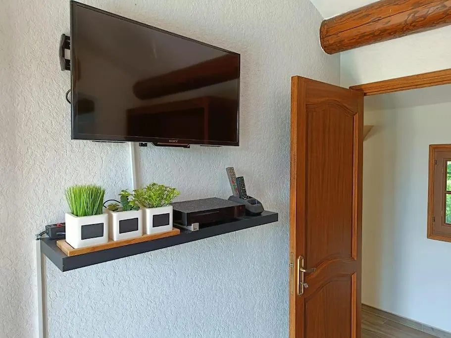 Cadre D'Exception Apartment Orange